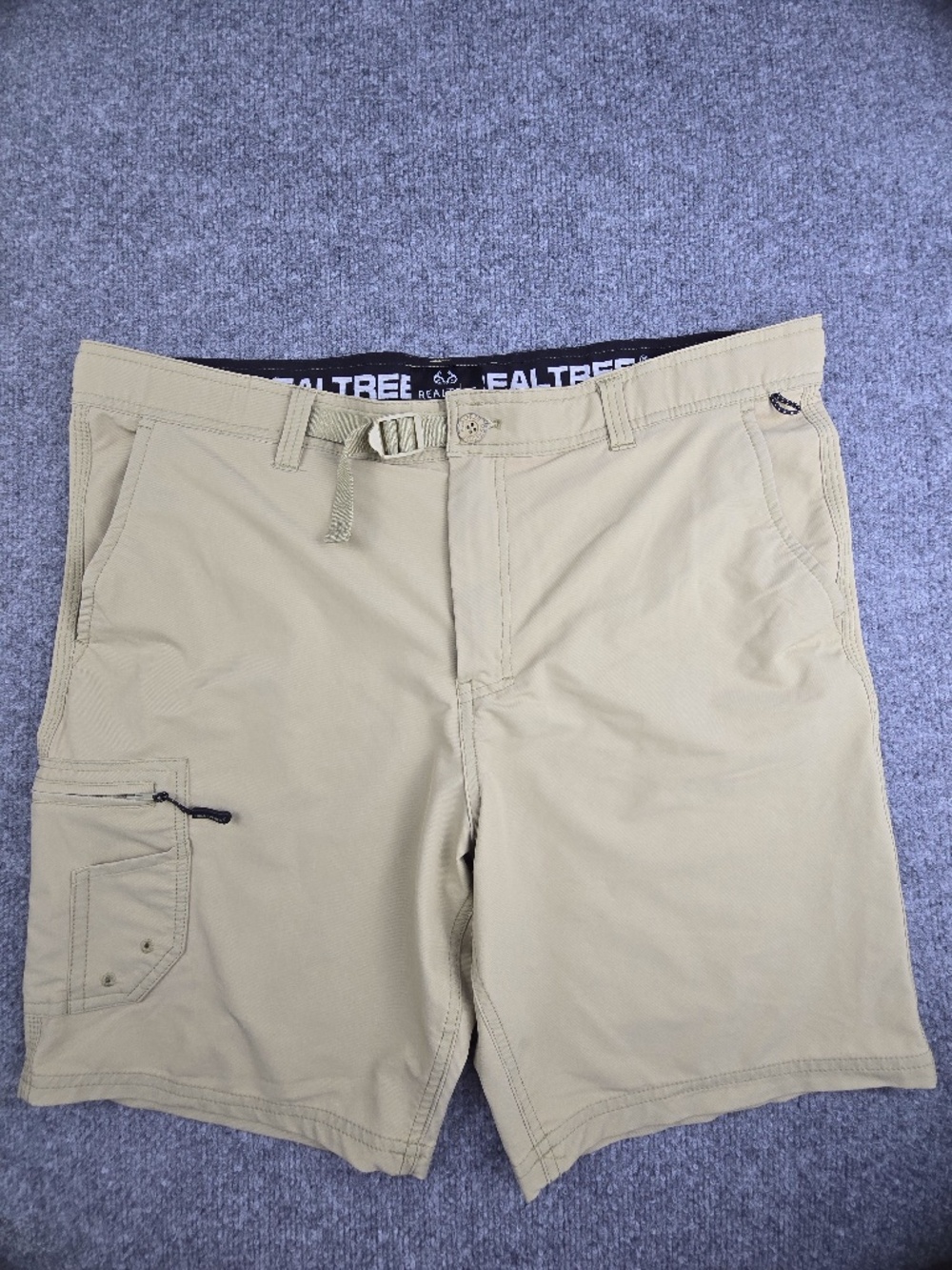 Realtree Men's Performance Hybrid Fishing Shorts Size Large (36-38) Stone Khaki